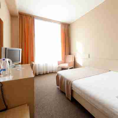 Delta Business Hotel Rooms