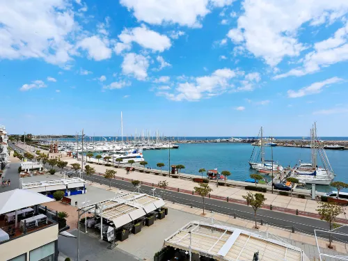 Cambrils Port Hotels in Cambrils