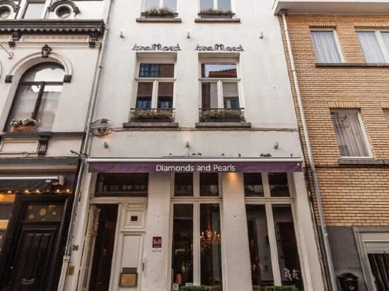 Diamond and Pearls Hotel Antwerp