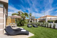 Villa Velvet Hotels in Villeneuve-Loubet