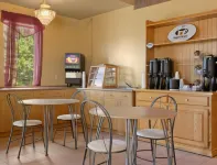 Super 8 by Wyndham Timmins on