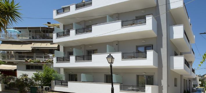 Smile Inn Hotels in Ellomeno