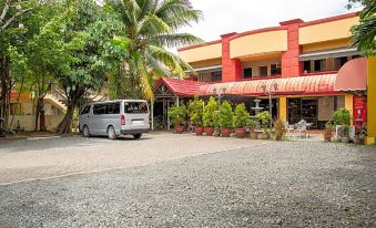 Golden Belle Apartelle and Suites