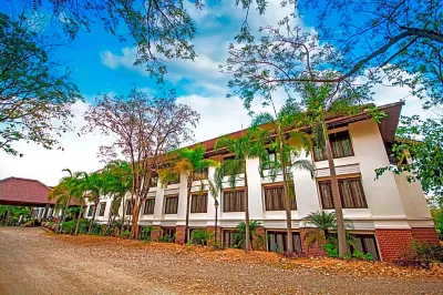 Tak Andaman Resort & Hotel (Tak)