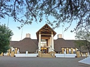 Buisfontein Safari Lodge