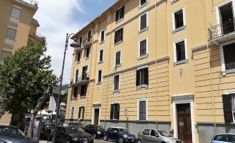 Air-Conditioned Apartment in the Center of Formia 400 Meters from the Station
