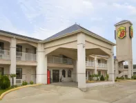 Super 8 by Wyndham Galveston
