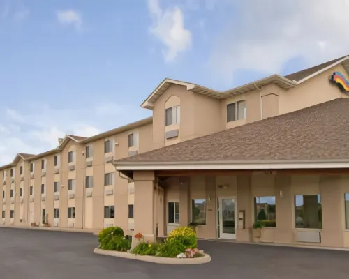 Baymont by Wyndham Maumee Toledo Hotels in Maumee