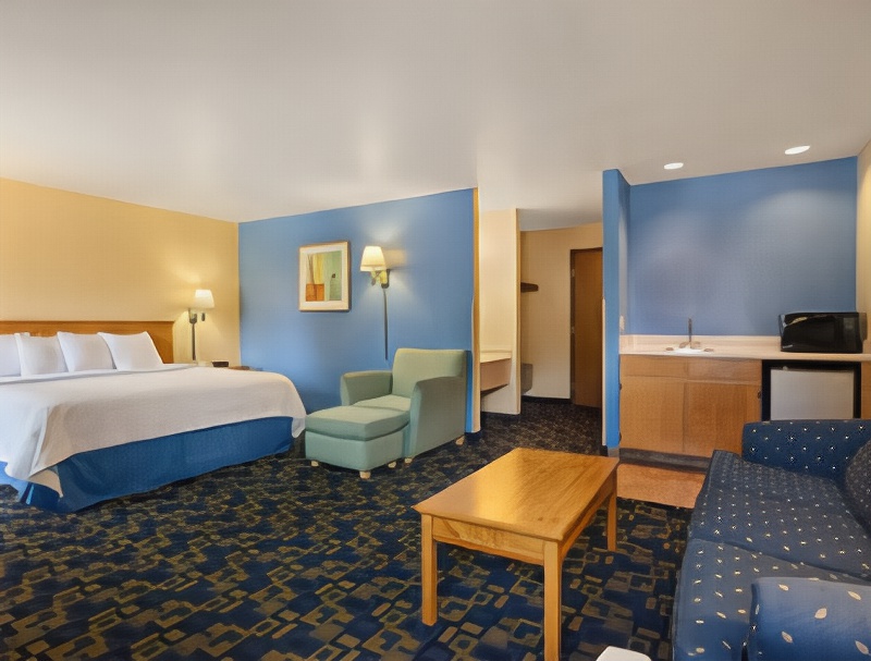 Days Inn & Suites by Wyndham East Flagstaff