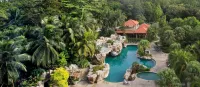 Royale Chulan Seremban - С бассейном