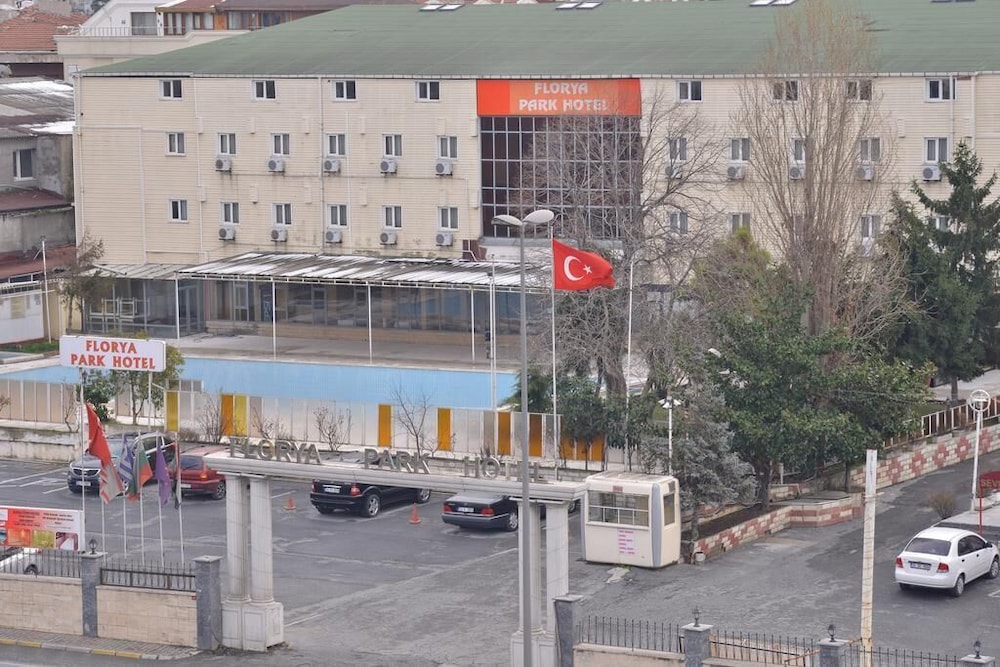 FLORYA PARK HOTEL