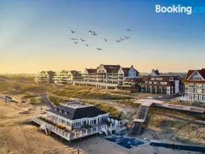 Hotel de Blanke Top