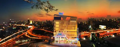Khách sạn Sân bay TTC Các khách sạn gần Vincom Plaza Gò Vấp