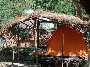 Camping Paradise and Singalong Mountain Garden