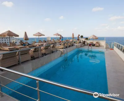 Golden Beach Hotels in Limenas Chersonisou