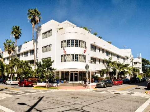 Riviera Hotel South Beach Отели рядом с достопримечательностью «Холокааст Мемориал Майами-Бич»