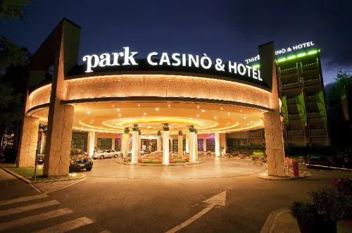 Park, Hotel & Entertainment - Parkplatz