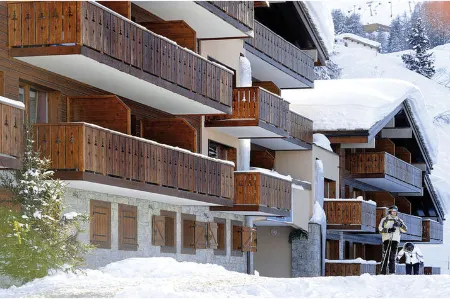 Lagrange Vacances les Chalets Edelweiss Отели в г. Мако-ла-Плань