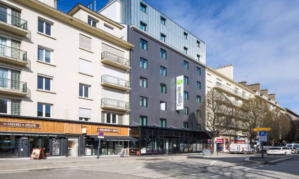 Campanile Rennes Centre - Gare