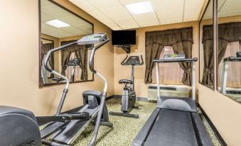 Comfort Inn & Suites Fairborn Near Wright Patterson AFB