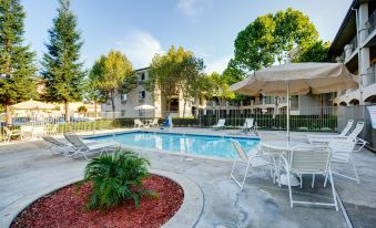 Inn at Rohnert Park