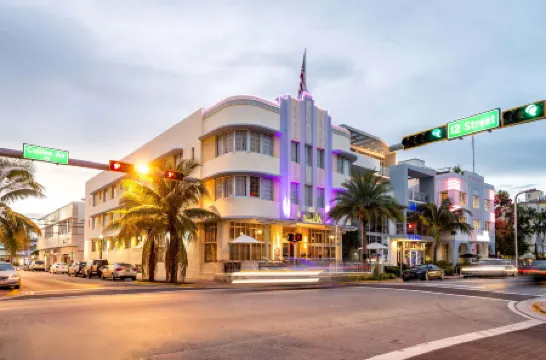 The Marlin Hotel Отели рядом с достопримечательностью «Музей Волфсониан - Международный университет Флориды»