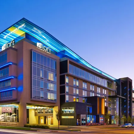 Aloft Oklahoma City Downtown - Bricktown Отели рядом с достопримечательностью «Бриктаун»