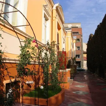 Hotel Michelangelo Hoteles cerca de The North Train Station