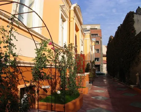 ホテル ミケランジェロ ブカレストのホテル