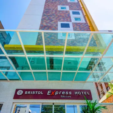 Profissionalle Hotel São Luís Hotels near Jansen Lagoon