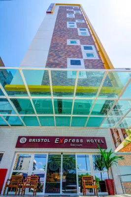 Profissionalle Hotel São Luís - parking