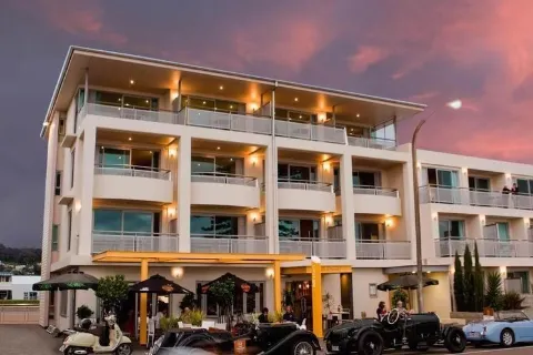 The Crown Hotel