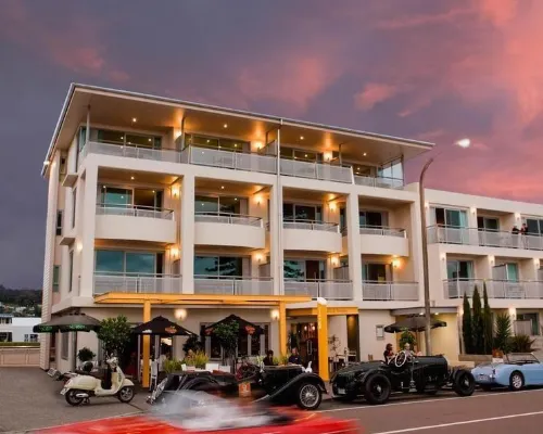 The Crown Hotel Hotels in Napier