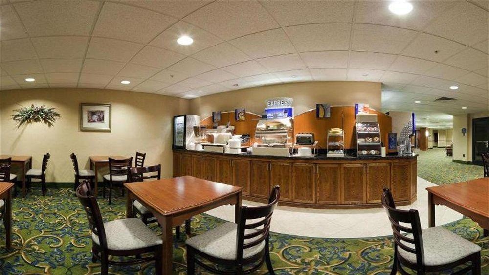 Holiday Inn Express Casper-Interstate 25, an Ihg Hotel