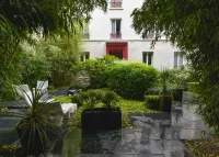 Hotel Le Quartier Bercy Square Hotels in Paris