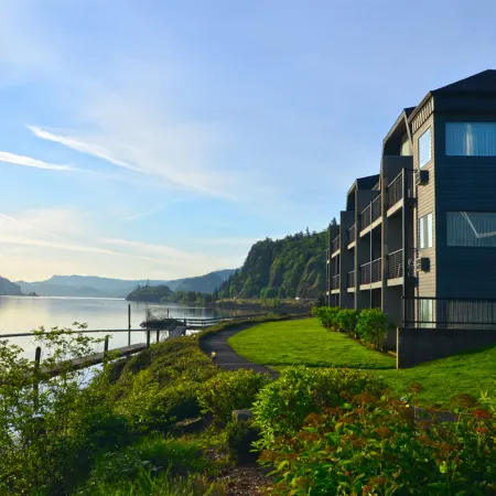 Best Western Plus Hood River Inn