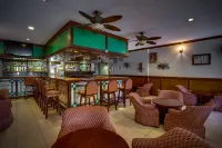 Best Western Plus Belize Biltmore Plaza - bar
