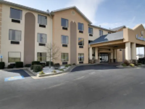 Quality Inn & Suites Malvern Hotels in Malvern