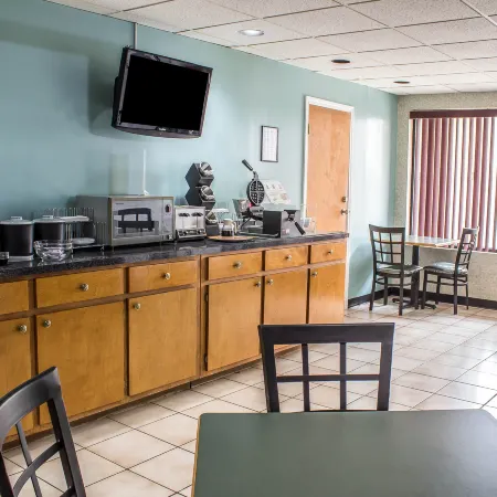Quality Inn Henderson I-85