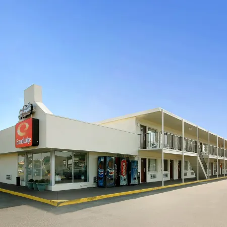 Econo Lodge Airport
