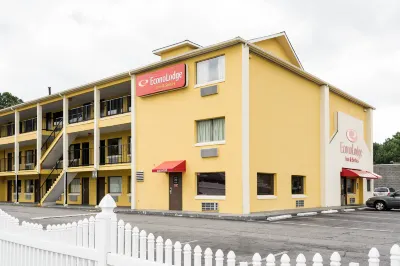 Econo Lodge Inn & Suites Virginia Beach - Norfolk