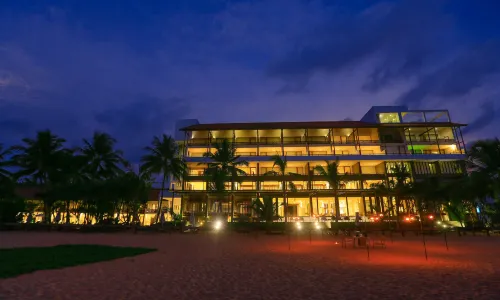 Pandanus Beach Resort & Spa