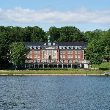 Hotel Koldingfjord Hotels near Koldinghus