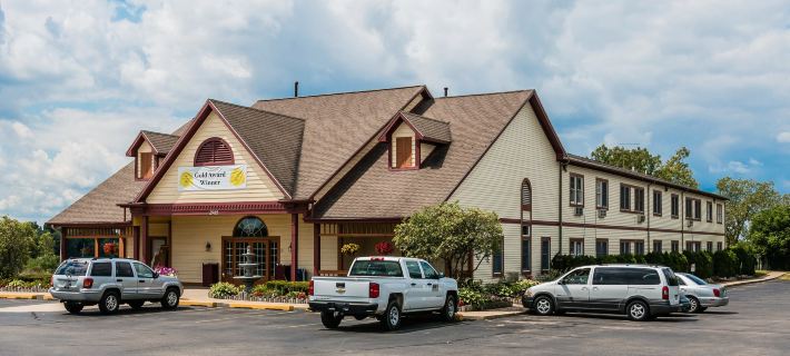 Econo Lodge & Suites Hotels in Kent County