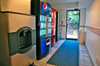 西維吉尼亞查理斯頓戴斯酒店 鄰近Sycom Technologies的酒店