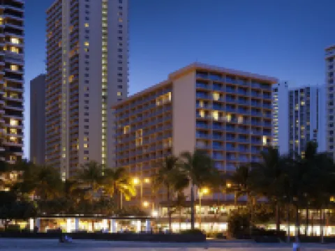 アロヒラニリゾートワイキキビーチ ホノルルのホテル