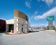 Quality Inn Roanoke Airport