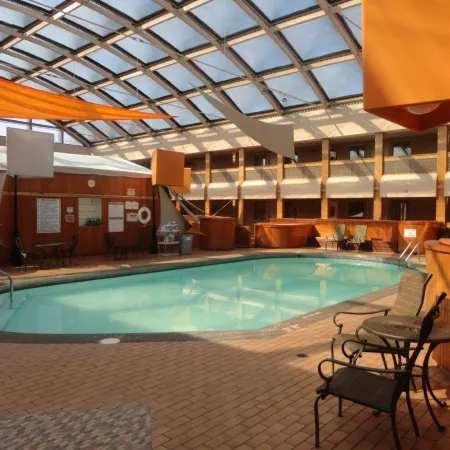Hampton Inn by Hilton Glendale Milwaukee