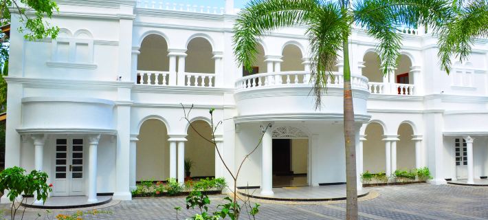 Bougain Villa Hotels in Kalutara