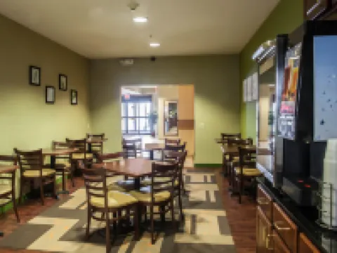 Sleep Inn & Suites Hotels in Straban Township